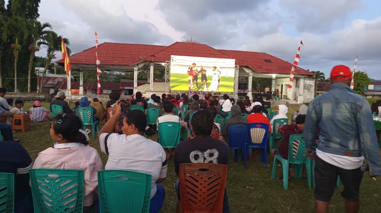 Masyarakat Melonguane Padati Nobar Final Piala Dunia digagas TNI AD