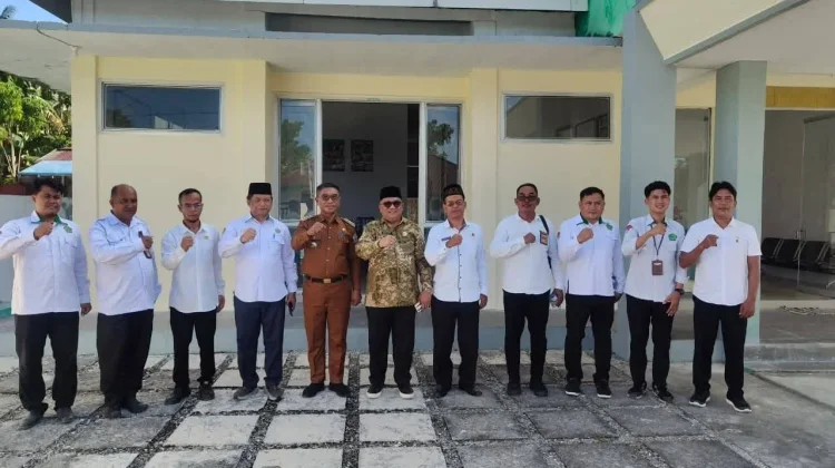 Kakanwil Kemenag Sulut Tinjau KUA Lirung