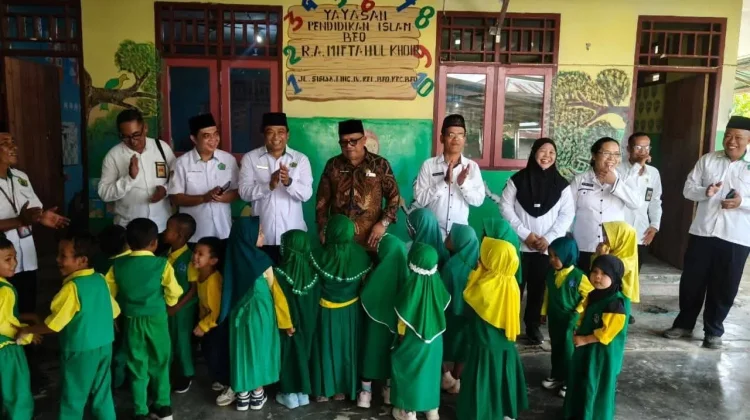 Kakanwil Kemenag Sulut Tinjau Madrasah di Beo