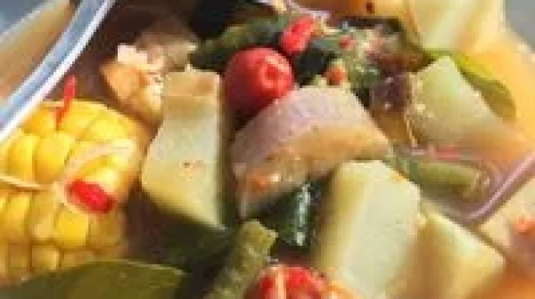 Masak Sayur Asem, Menu Tradisional Tetap Jadi Favorit Keluarga