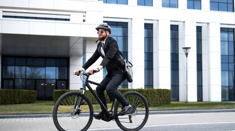 Cycle to Work Day Dorong Gaya Hidup Sehat