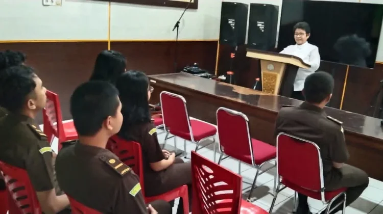 Penyuluh Agama Kristen Ajak Kelompok Cendekia Berjalan dalam Rencana Allah