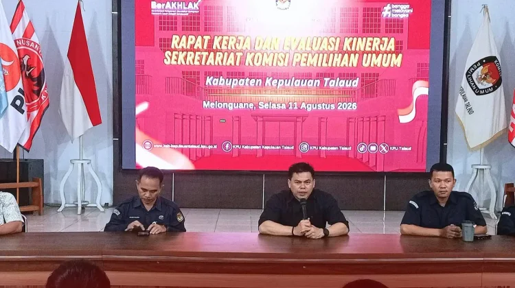 KPU Kepulauan Talaud Gelar Rapat Evaluasi Kinerja Sekretariat