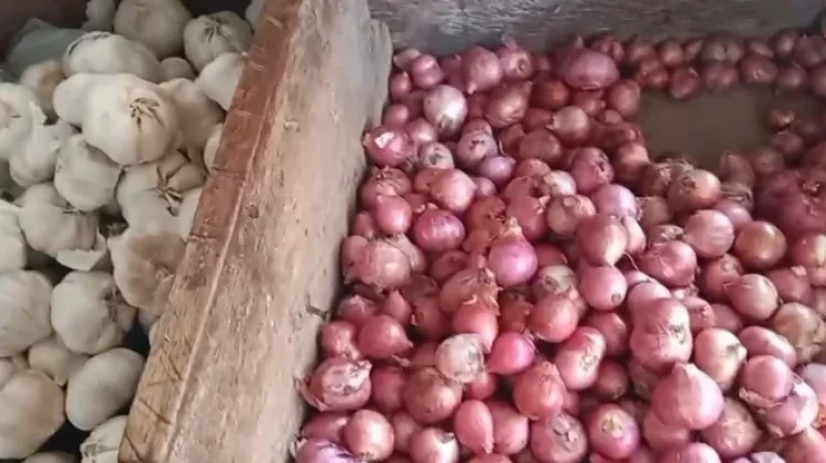 Harga Bawang Merah dan Putih Stabil di 45 Ribu Rupiah per Kilogram