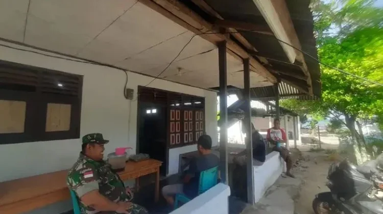 Babinsa Kakorotan Perkuat Ketahanan Sosial melalui Komunikasi