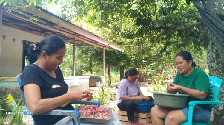 Dari Rumah Bisa menghasilkan Uang, Rejeki Ibu Rumah Tangga di Talaud