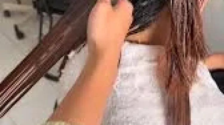 Cara Menjaga Kesehatan Rambut Wanita agar Tetap Sehat Berkilau