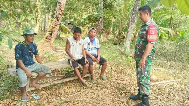 Babinsa Essang Selatan Pererat Silaturahmi dengan Warga Desa Kuma
