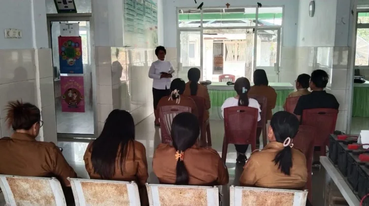 Jangan Hanya Berdoa, Jadilah Tangan Tuhan bagi Mereka yang Terluka