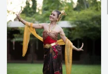 Tari Dodogeran Cerminkan Keberagaman Bekasi