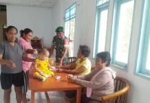 Babinsa Desa Akas Dampingi Kegiatan Posyandu Balita Setempat