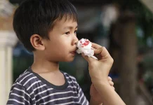 Orang Tua Jangan Panik Dulu ketika Anak Mimisan
