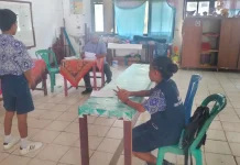 Penyuluh Agama Kristen Edukasi Kepada Generasi Muda Tentang Adat