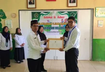 Kakan Kemenag Talaud Monitoring Ujian Madrasah