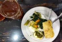 Makan Siang Memiliki Manfaat Luar Biasa