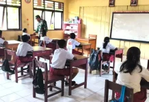 Babinsa Mengajar di Sekolah