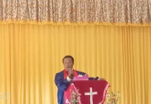 Renungan Kristen: Tetap Percaya, Yesus Ada di tengah Badai