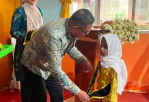 Bonte Hadiri Pelepasan Siswa-siswi Madrasah