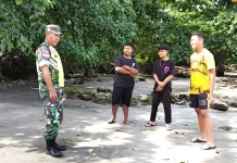 Babinsa Melonguane Imbau Warga Tidak Melaut sementara Waktu