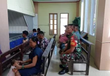 Babinsa Hadiri Ibadah Minggu di Desa Pangeran