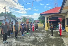 TNI dan Polri di Pulau Miangas Olahraga Bersama