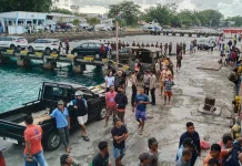 Polsek Melonguane Jaga Keamanan Wilayah Pelabuhan saat Kapal Datang