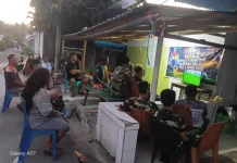 TNI dan Warga Miangas Gelar Nobar Piala Dunia