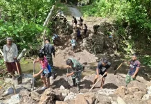 Karbak Skala Besar, Babinsa -Warga Salibabu Manunggal Bangun Jembatan Penghubung