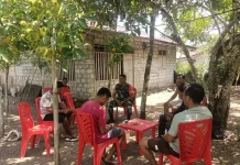 Babinsa Beo Selatan Pererat Komsos Bersama Warga Desa Tarohan
