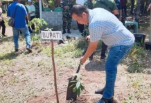 Sekda Talaud Hadiri Penanaman Pohon Pala dalam Karya Bakti Skala Besar Kodim 1312