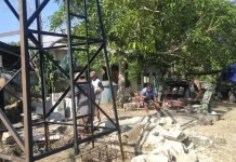 Babinsa Koramil Rainis Bantu Pembuatan Sumur Bor Warga