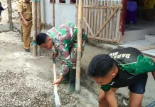 Wujud Kemanunggalan, TNI dan Warga Talaud Gelar Karya Bakti Bersama