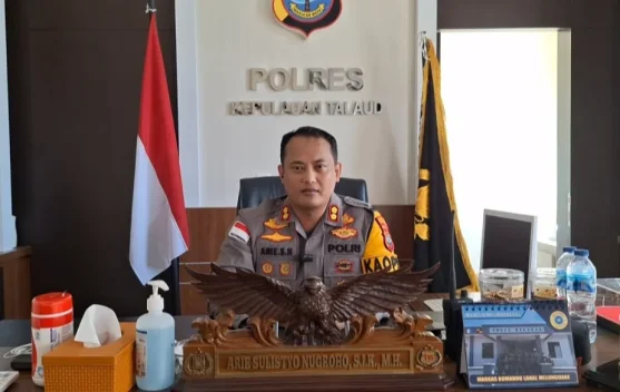 Polres Kepulauan Talaud Gelar Aksi Sosial dan Perlombaan Massal - RRI.co.id