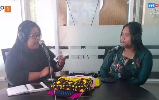 Rajutan Motif Burung Sariwang, Inggrit Mocodompis Ajak Jaga Satwa Endemik