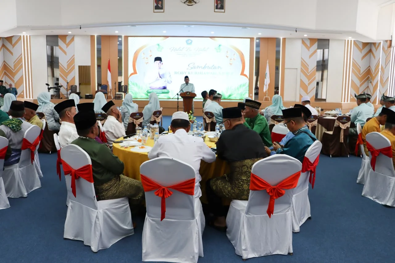 Halal Bihalal Pemkab Bintan Pererat Silaturahmi Masyarakat - RRI.co.id