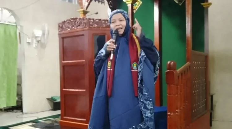 Pesan Tajam Ustazah Mulyani Sentuh Hati Jemaah