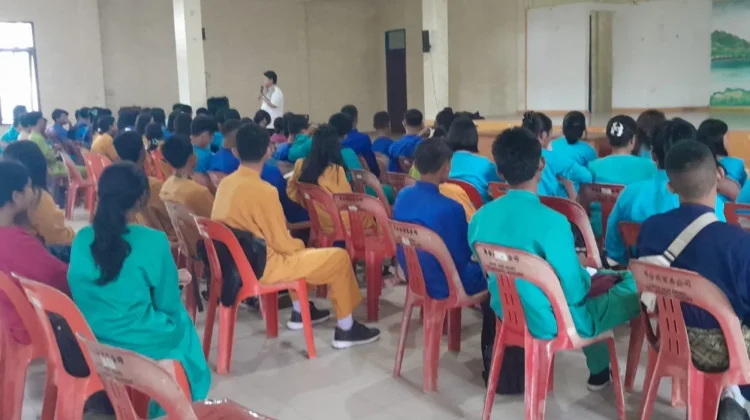 Siswa SMA Katolik di Kota Tanjungpinang Mengikuti Kegiatan Pembinaan Kerohanian