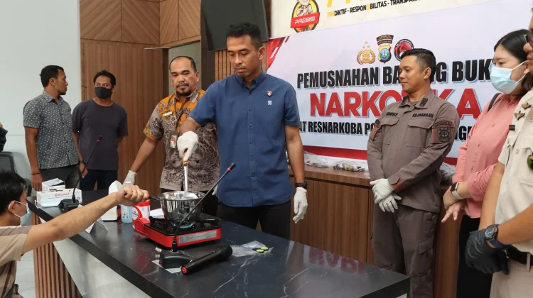 Polresta Tanjungpinang Gelar Pemusnahan Barang Bukti Narkotika Jenis Sabu