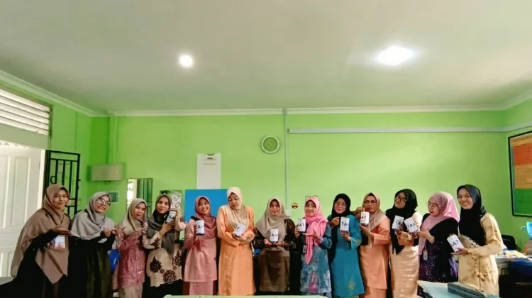 MIN Tanjungpinang, Gaungkan Gerakan Sedekah Subuh Media Kaleng Taat