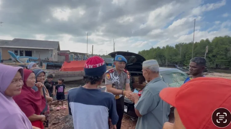 Razia Perut Lapar, Siswa SIP Angkatan 55  Bantu Warga Tanjungpinang