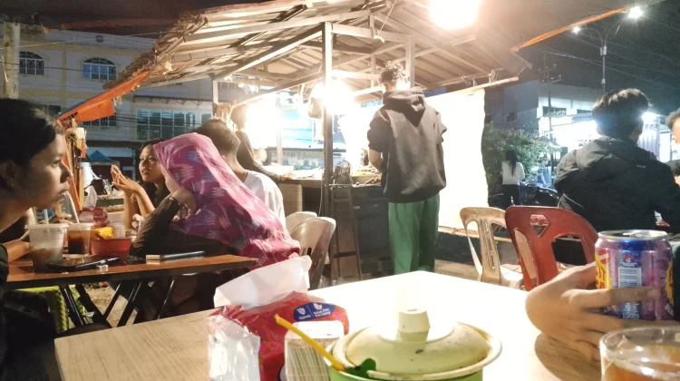 Angkringan Si Mbul Hadirkan Cita Rasa Autentik Yogyakarta