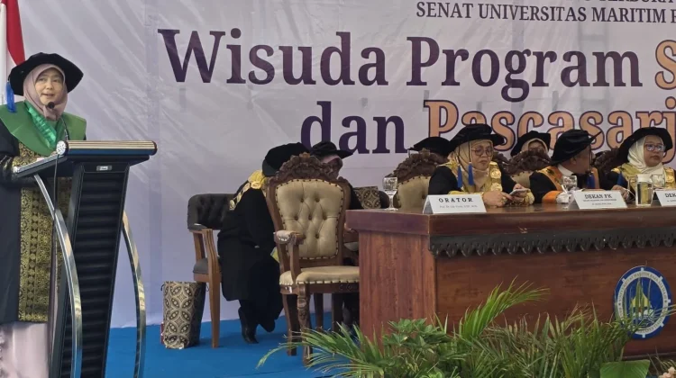 Orasi Menantang Menggali Emas Biru Lulusan UMRAH