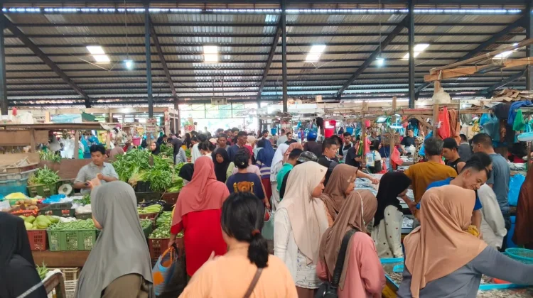 Pasar Bintan Centre Tanjungpinang Ramai usai Libur Lebaran