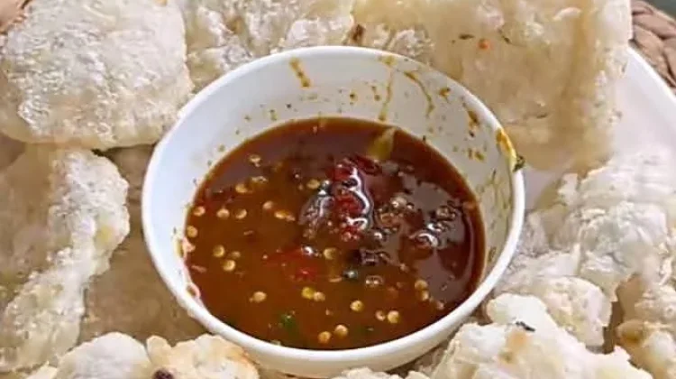 Cireng, Makanan Ringan Pendamping Nongkrongnya Anak Muda