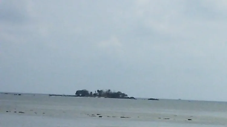 Keindahan Pantai Trikora di Bintan Memukau Wisatawan