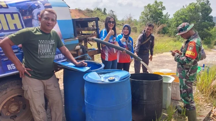 RSUD Bintan Turut Salurkan Bantuan Air Bersih Warga