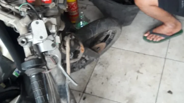 Hobi dan Keahlian Reparasi Motor Jadi Berkah bagi Pemilik Bengkel