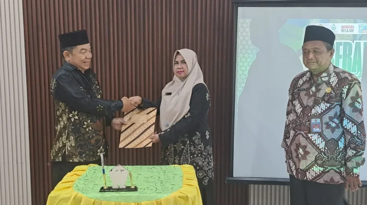 Sertijab Kepala MAN Bintan, Meiyana Ayu Pimpin Madrasah Baru