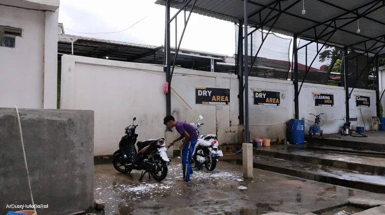 Rutin Mencuci Kendaraan Cegah Kerusakan akibat Kotoran Menumpuk