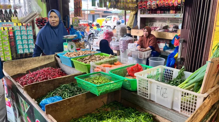 Harga Komoditas Turun, Pedagang Pasar Keluhkan Minimnya Pembeli